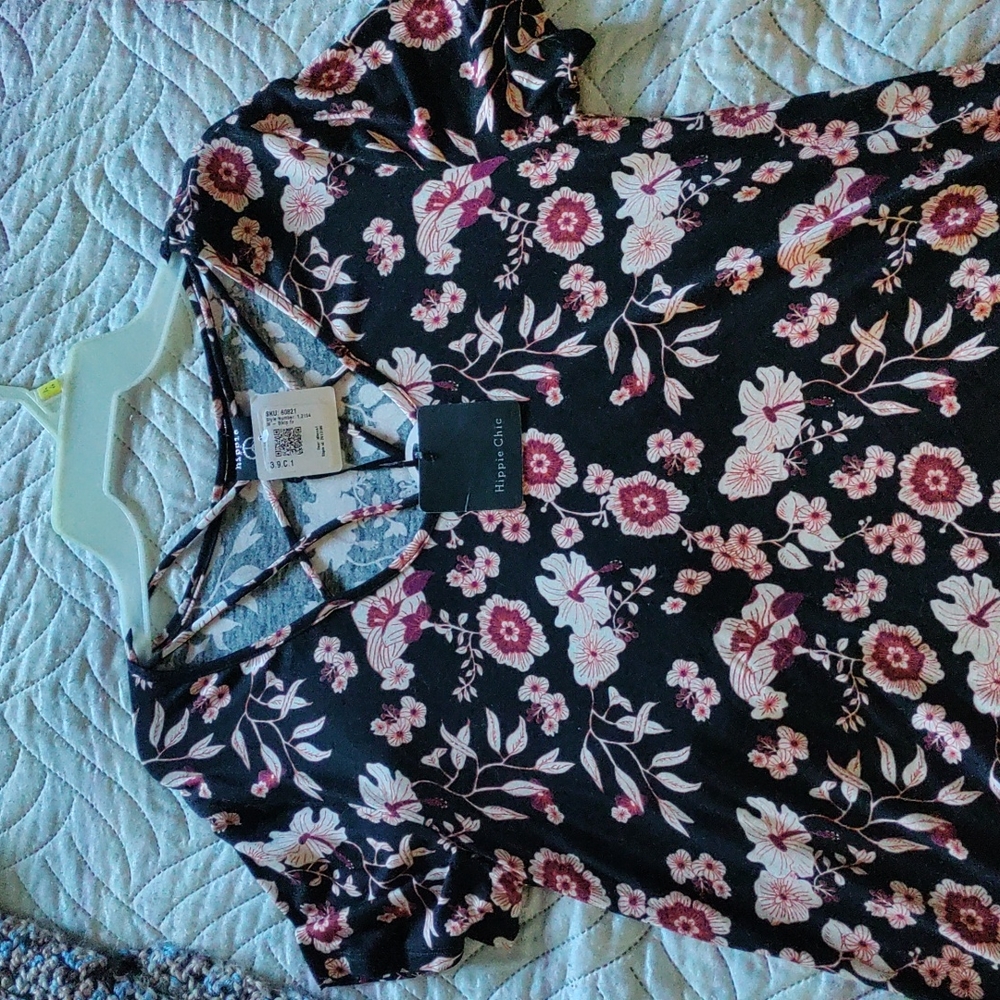 Women's floral top